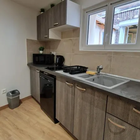Apartment Maison Neuve - Le Laos -