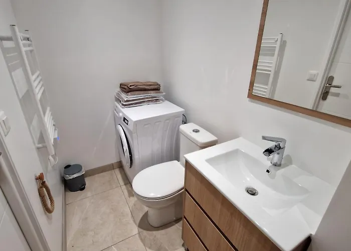 Maison Neuve - Le Laos - Apartment Les Ageux